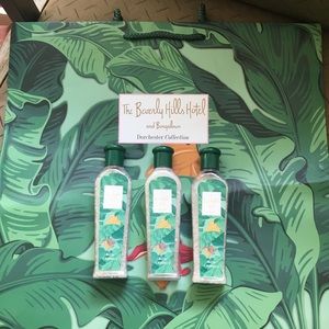 BEVERLY HILLS HOTEL Lg SHOPPING BAG AND BATH SALTS